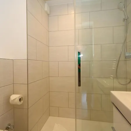 Qisisana-4-40 Apartment *